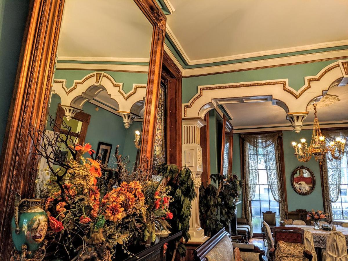 Parisian Courtyard Inn New Orleans Bagian luar foto